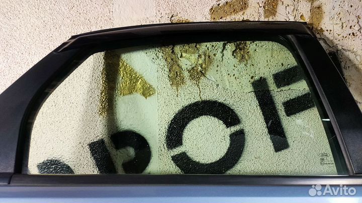 Стекло двери задней правой Ford Focus (II) II