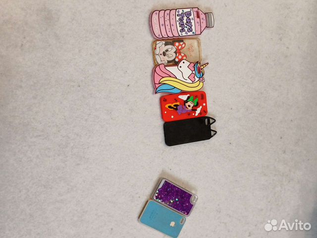 Чехлы на телефон iPhone 5s и 4