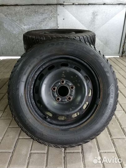 Ford Focus 2 Рестайлинг R15 Зима