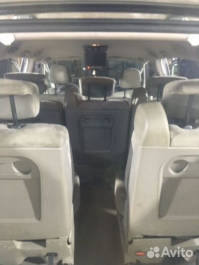 Пассажирские перевозки минивен