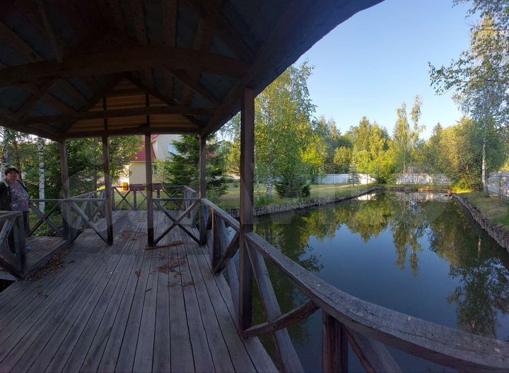 Дом 200 м² на участке 22 сот.