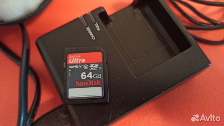 Зеркальный фотоаппарат Canon EOS 1100d