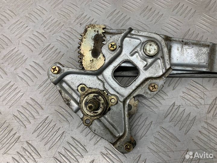 Б/У Стеклоподъемник (Механизм, привод, двери)