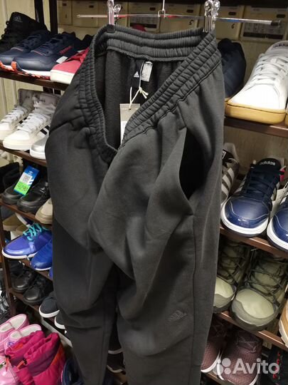 Спортивные Adidas оригинал новые