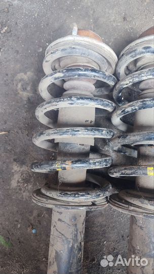 Передние стойки в сборе Vw Passat B5, Audi a4