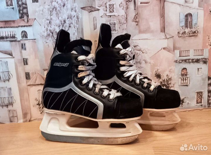 Коньки хоккейные 35 размер