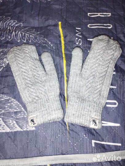 Варежки женские