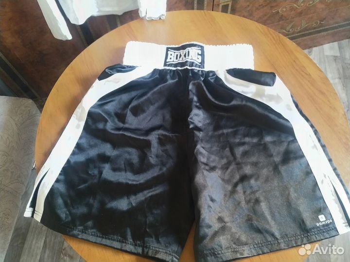 Боксерские шорты, 2 футболки