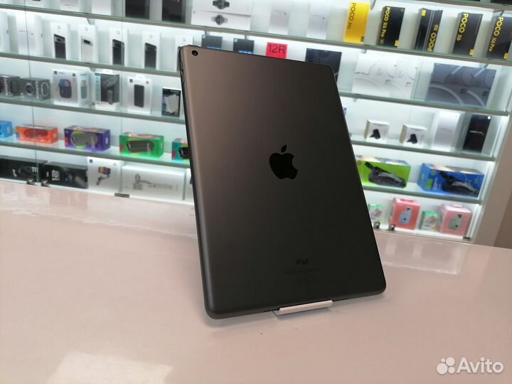Планшет Apple iPad (2021) 10.2