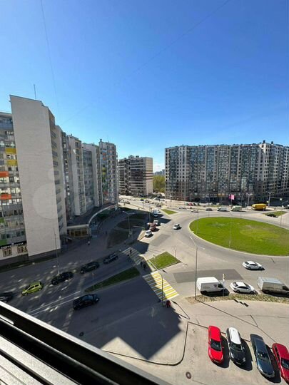 2-к. квартира, 70 м², 8/15 эт.