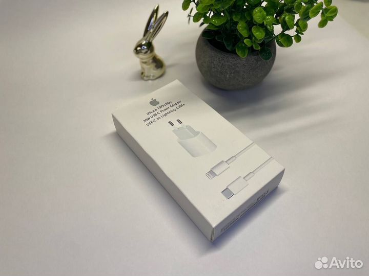 Зарядка на iPhone 20w