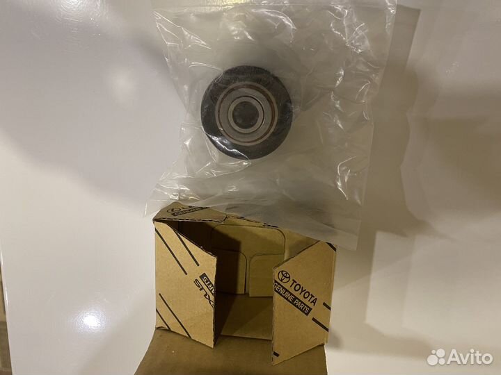 Шкив генератора обгонная муфта на Тойоту Камри 50
