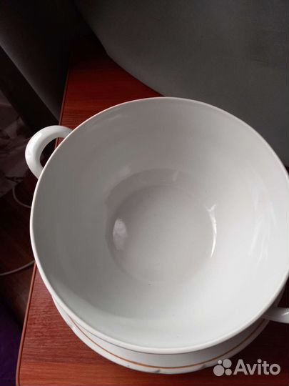 Супница фарфоровая СССР с блюдом