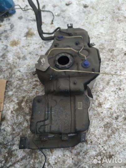 Топливный бак Audi Q5 8R 2.0 CNC 2013