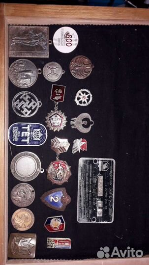 Медальоны, жетоны