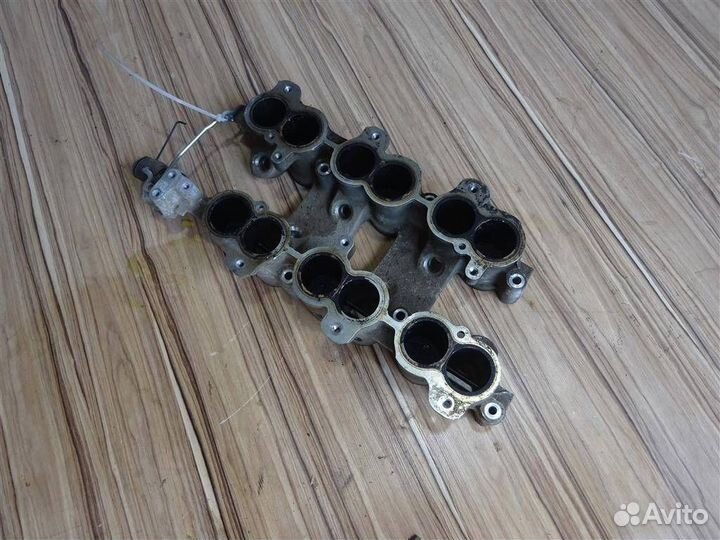 Коллектор впускной Ford Mondeo III 2000-2007