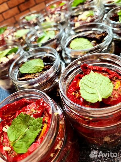 Вяленые томаты и слива