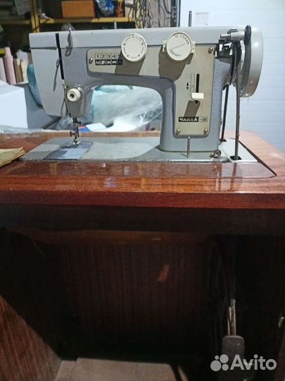 Швейная машина Чайка 3