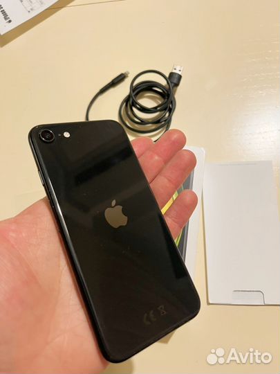 iPhone SE (2020), 64 ГБ