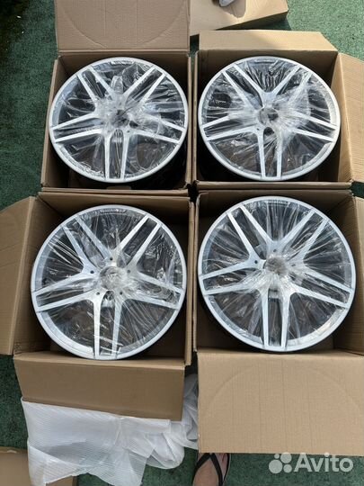 Диски на mercedes r18 amg разноширокие