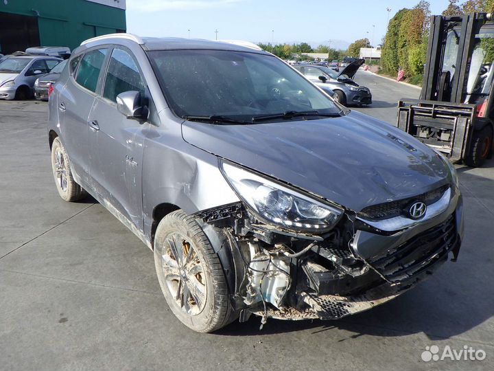 Подлокотник центральный hyundai IX35 1