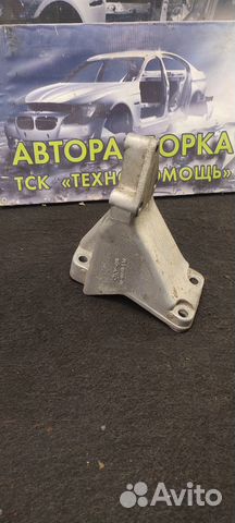 Правый кронштейн двигателя Chery Amulet