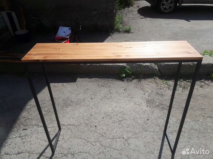 Консольный стол