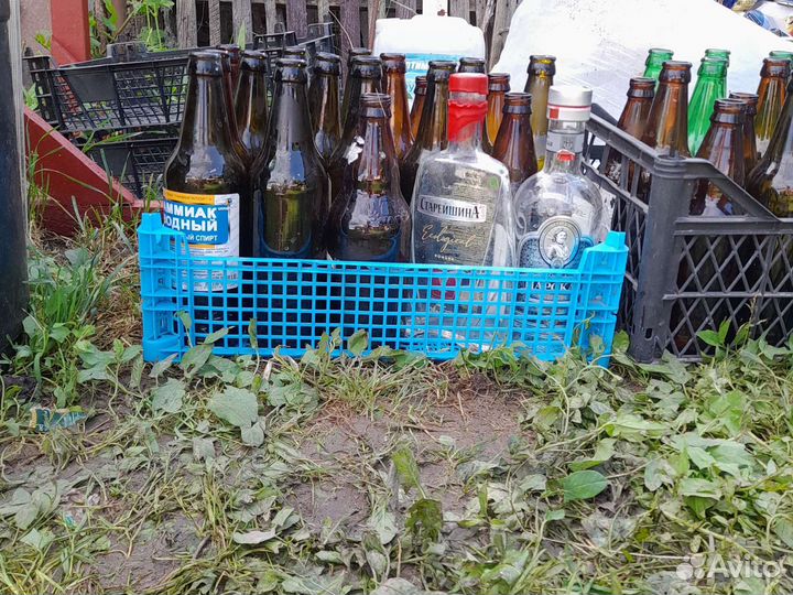 Продаю стеклянные бутылки