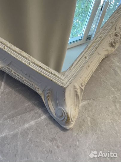 Зеркальный поднос квадратный белый