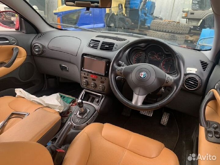 Датчик air bag 0265005241 на Alfa Romeo Gt ZAR JTS