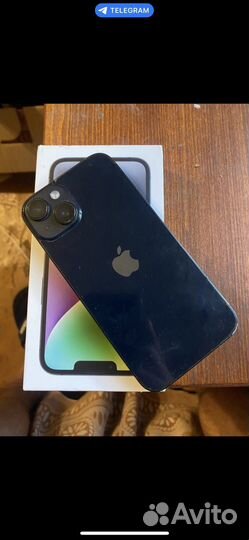 Телефон iPhone 14