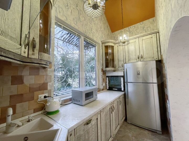 3-к. квартира, 50 м², 3/3 эт.