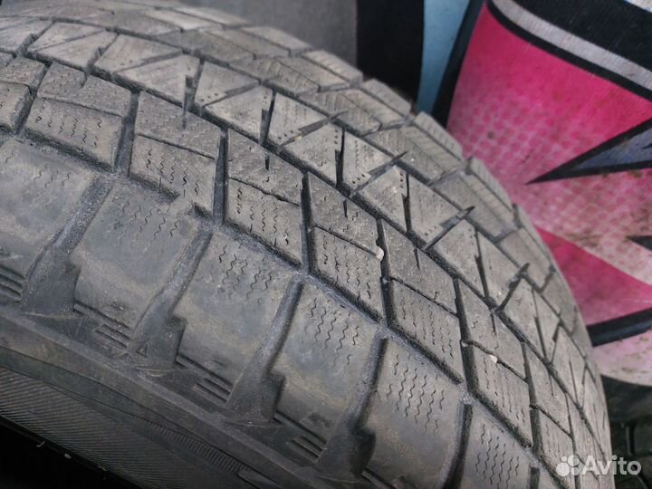 Bridgestone Blizzak DM-V1 265/50 R20