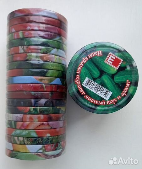 Стеклянные банки и крышки в ассортименте