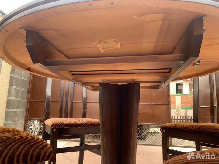 Стол со стульями бу