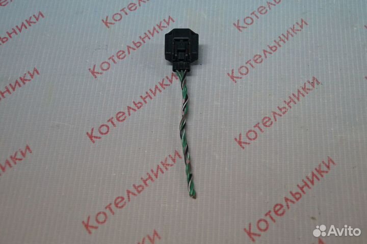 Nissan 23731-5M006 разъем датчика распредвала