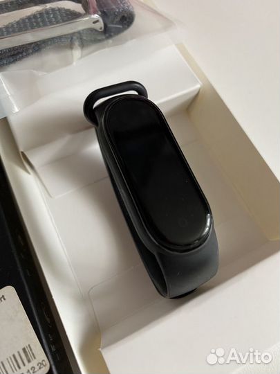 Фитнес браслет xiaomi mi band 4