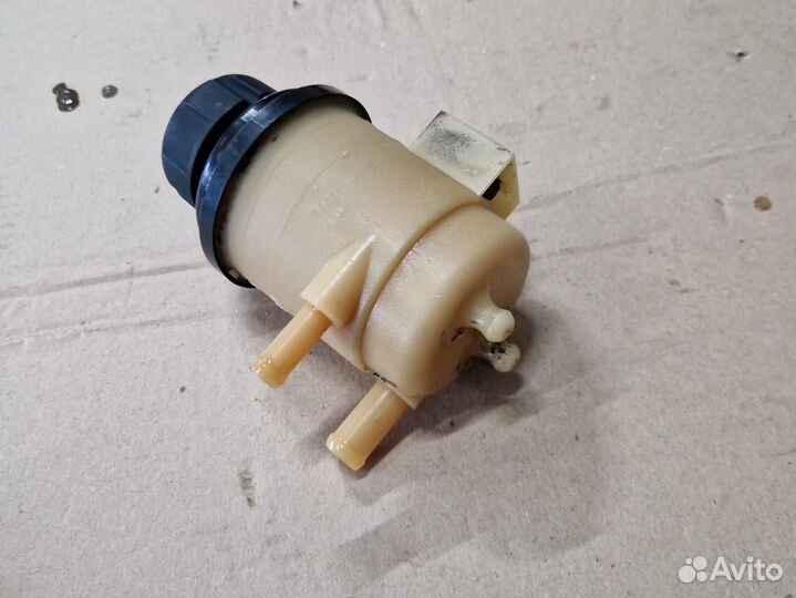 Бачок гидроусилителя руля Hyundai Sonata 5 01-12г