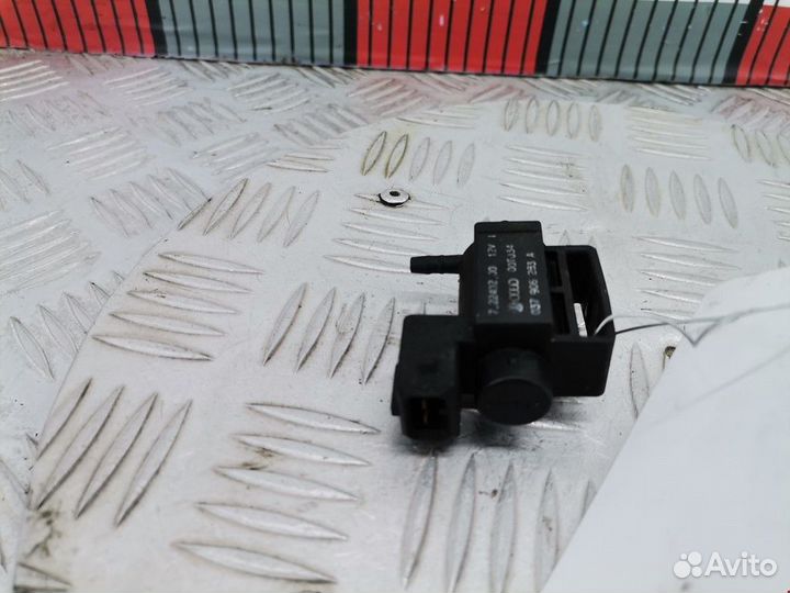 Клапан вакуумного управления Audi A6 4B/C5 2000