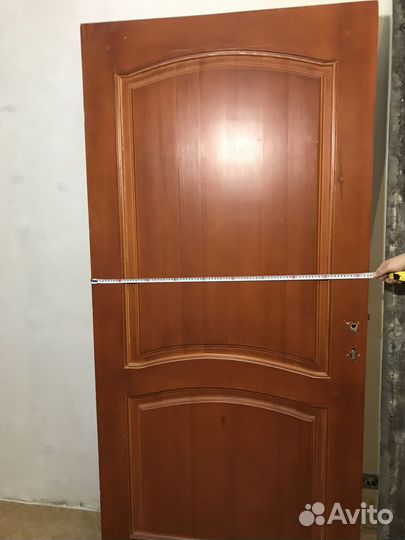 Дверь входная деревянная бу