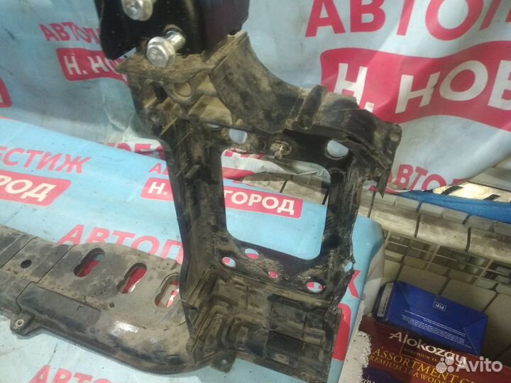 Телевизор радиатора (под ремонт) Киа Сид