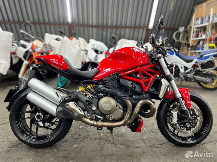 Ducati Monster 1200