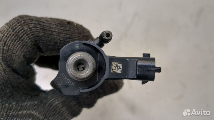 Форсунка топливная Renault Laguna 3 2007