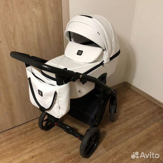 Коляска Adamex Mobi air Deluxe 2 в 1