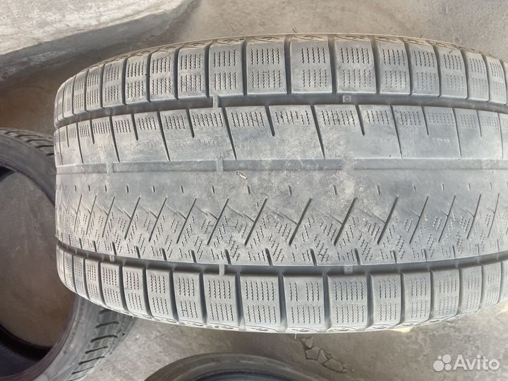 Triangle PL02 255/35 R19