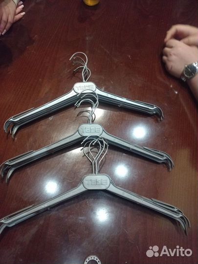 Вешалка для одежды