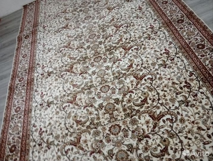Ковер новый