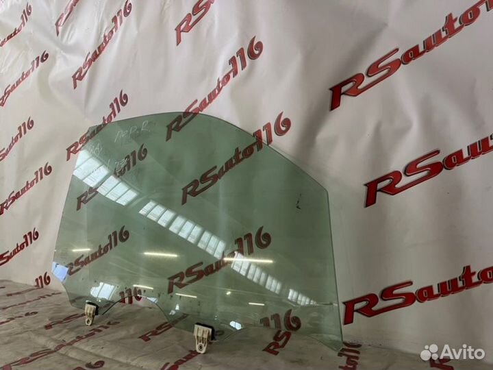 Стекло боковое переднее правое Nissan X-Trail T31