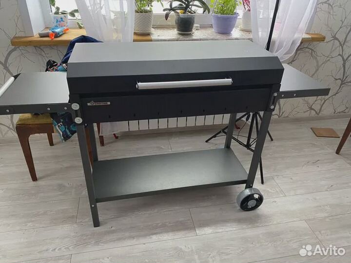 Гриль - мангал с полками и крышкой