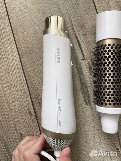 Фен-щетка Philips HP8663 Essential Care